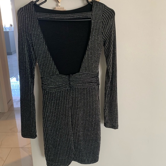 NWT Stunning Holiday dress 🖤🪩 - Picture 3 of 3